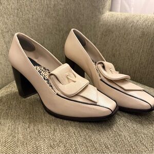 Tory Burch Cream and Black Heels